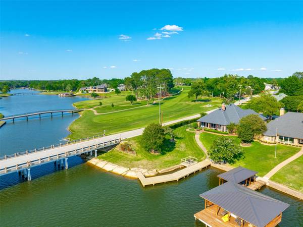 100 Clear View DR, Bullard, TX 75757