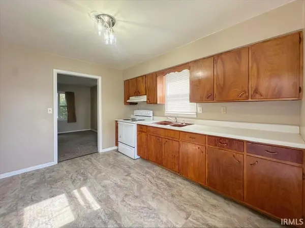 1323 S WAUGH ST, Kokomo, IN 46902
