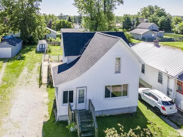 429 Pleasant ST, Kendallville, IN 46755-2216