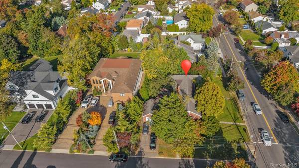 2077 Byron RD, Merrick, NY 11566
