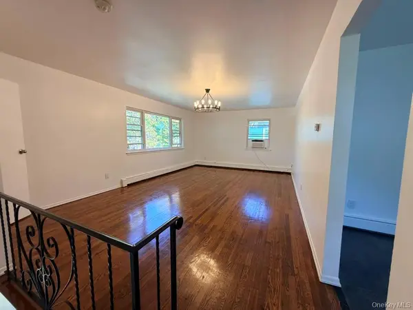 115 Custer AVE ##2, Williston Park, NY 11596