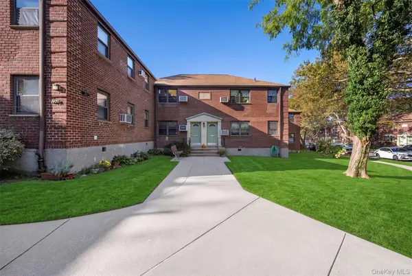 57-74 246th CRES #57-74, Douglaston, NY 11362