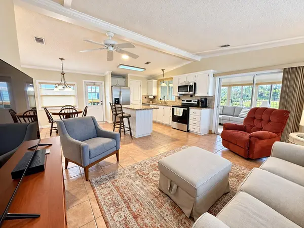 8406 PRINCESS CT, Palmetto, FL 34221