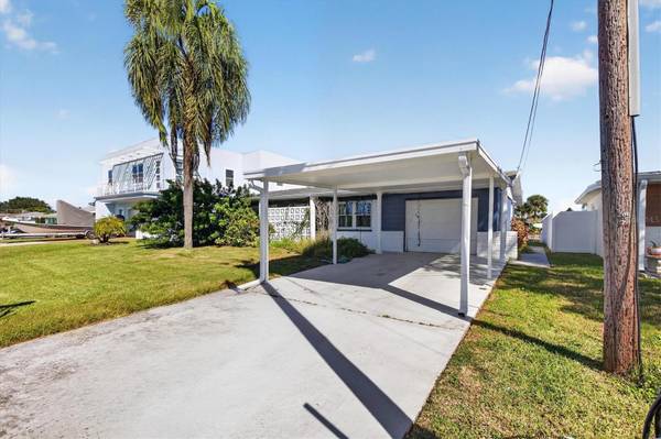 13232 NEPTUNE DR, Hudson, FL 34667