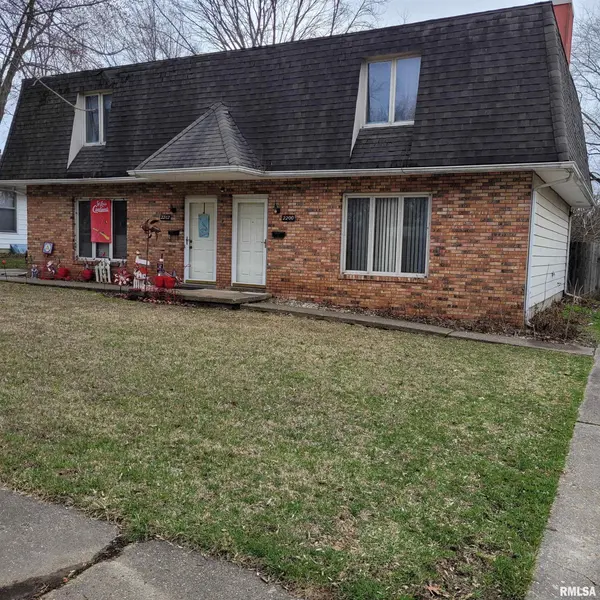 2202 E Hazel Dell DR, Springfield, IL 62703
