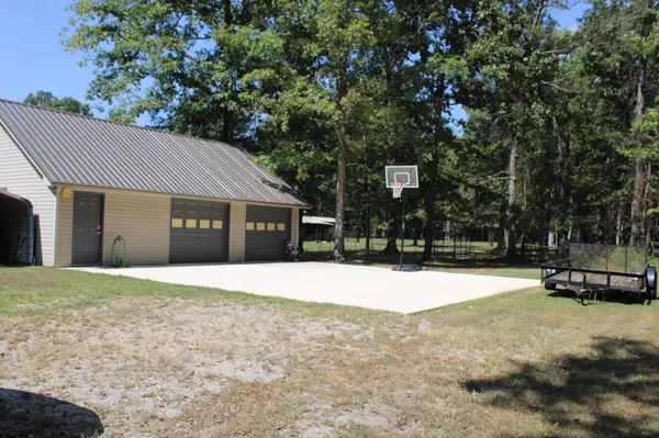 22201 New Garden Rd, Elkmont, AL 35620