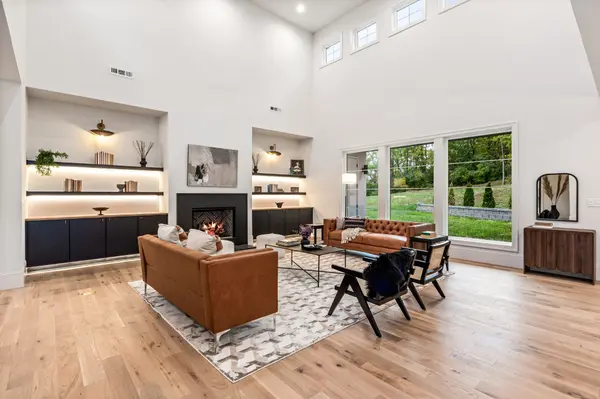 631 Hunters Trl, Nashville, TN 37209