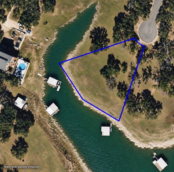 1300 Gold LN, Lago Vista, TX 78645