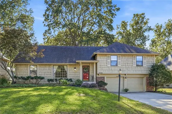 6525 W 100th TER, Overland Park, KS 66212