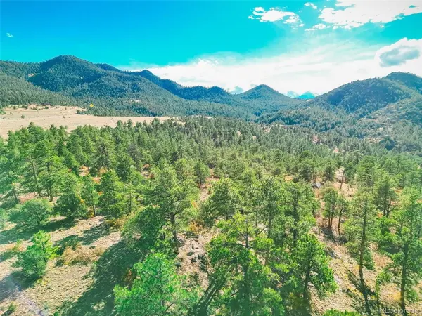24361 Highland View, Boncarbo, CO 81024