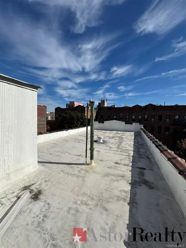 2446 38th ST, Astoria, NY 11103