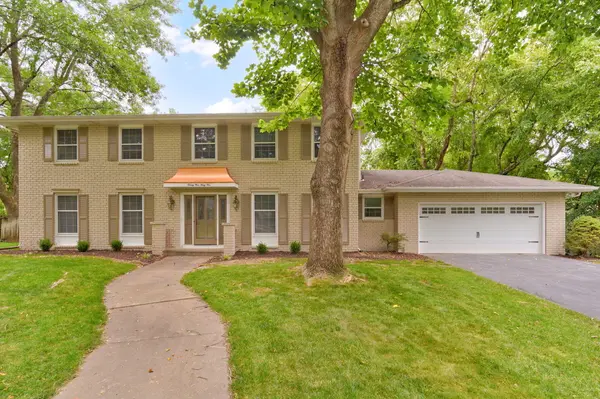 2435 E Michelle PL, Springfield, MO 65804