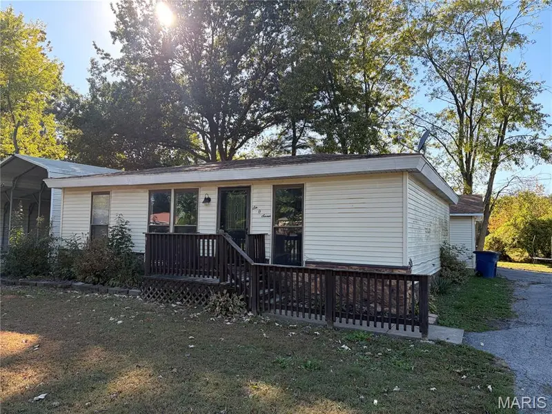 607 N James ST, Sparta, IL 62286