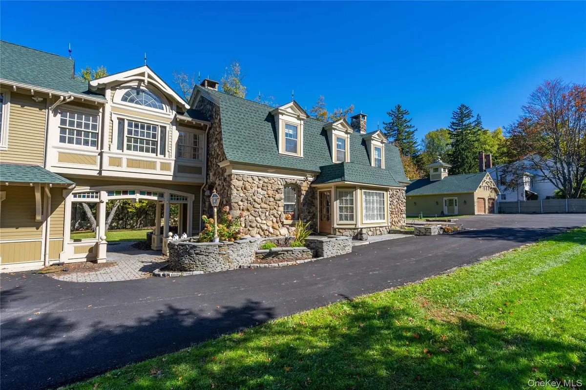 172 Stony Ford RD, Campbell Hall, NY 10916