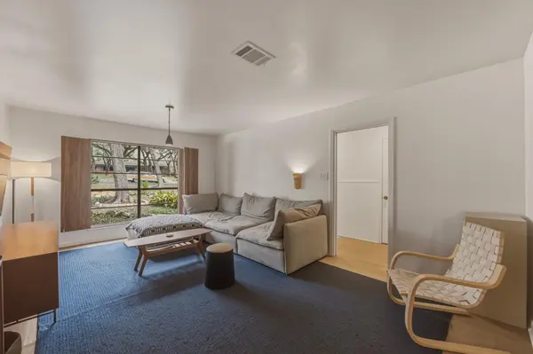 1113 Hollybluff ST, Austin, TX 78753