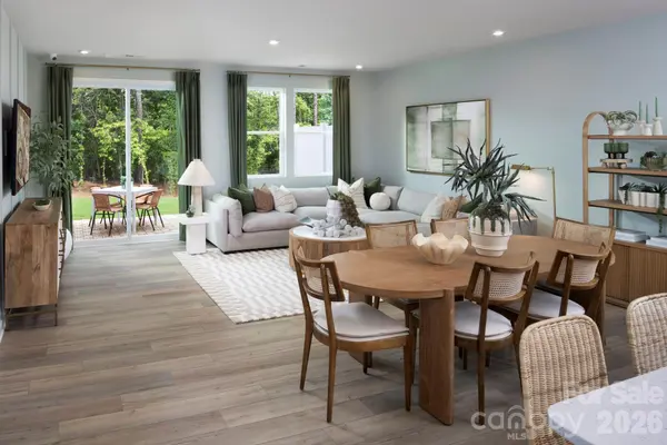 1327 Vibrant RD, Charlotte, NC 28215