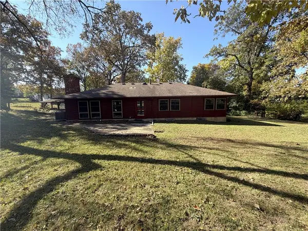 1205 Sunset ST, Chillicothe, MO 64601