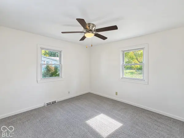 135 Southlane DR, Whiteland, IN 46184