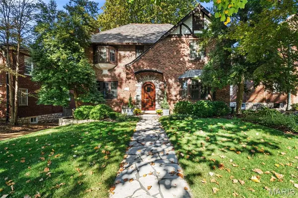 541 Purdue AVE, University City, MO 63130