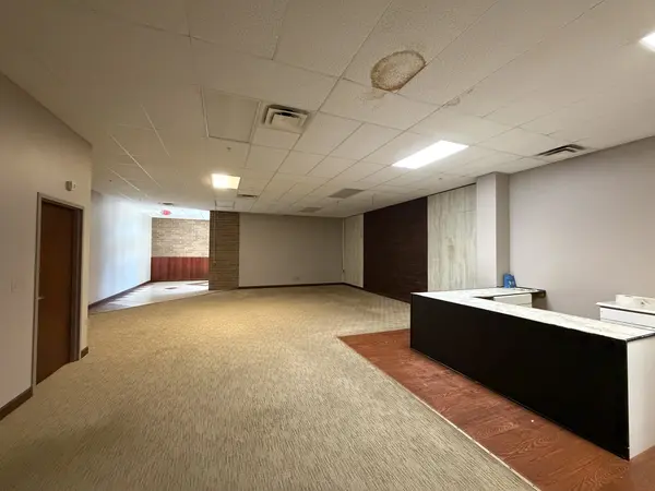 4011 AVENUE OF THE CITIES AVE #101, Moline, IL 61265