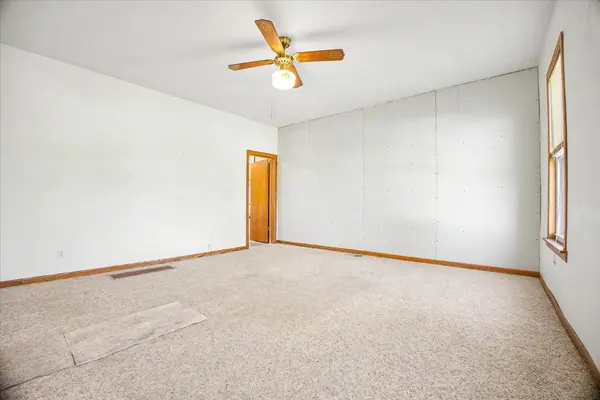 611 E Hickory ST, Chatsworth, IL 60921
