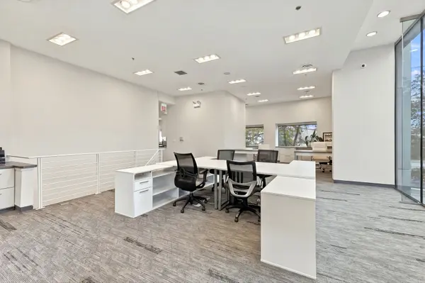 1133 W Van Buren ST, Chicago, IL 60607