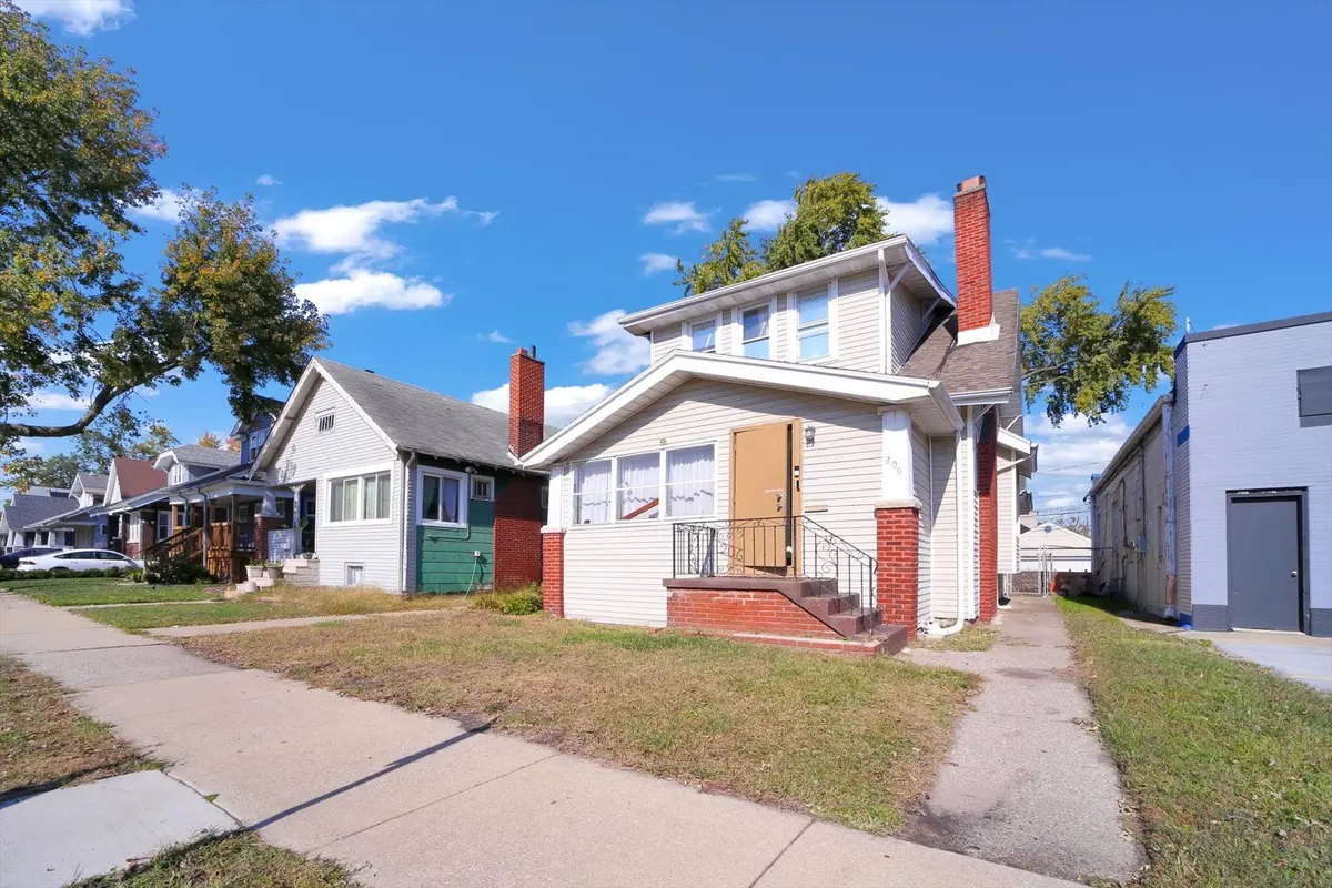 206 157TH ST, Calumet City, IL 60409