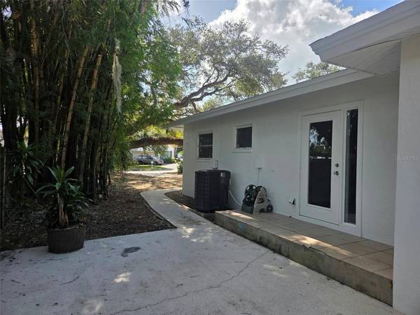 3101 IRVING ST, Sarasota, FL 34237