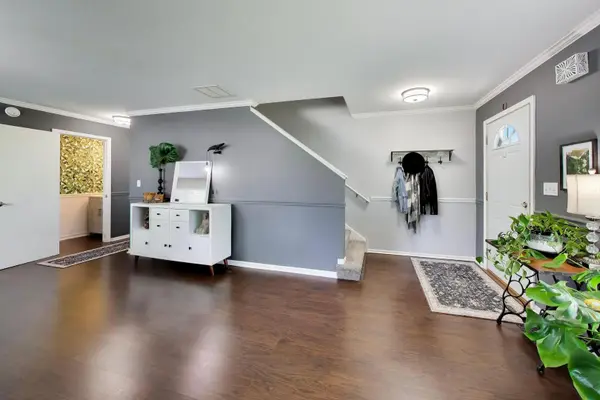 2450 Hillsboro LN, Montgomery, IL 60538