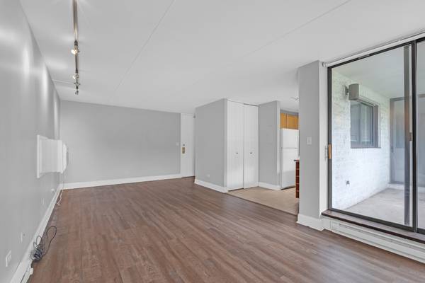 322 W Miner ST #1C, Arlington Heights, IL 60005