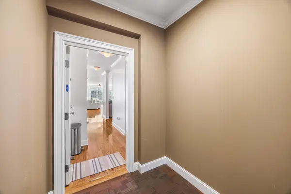 3520 CENTRAL AVE #209, Memphis, TN 38111