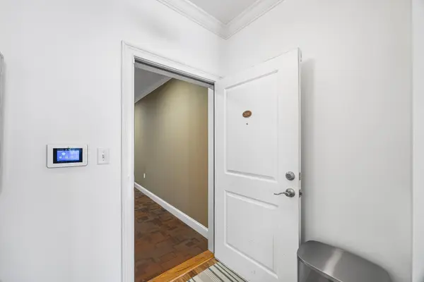 3520 CENTRAL AVE #209, Memphis, TN 38111