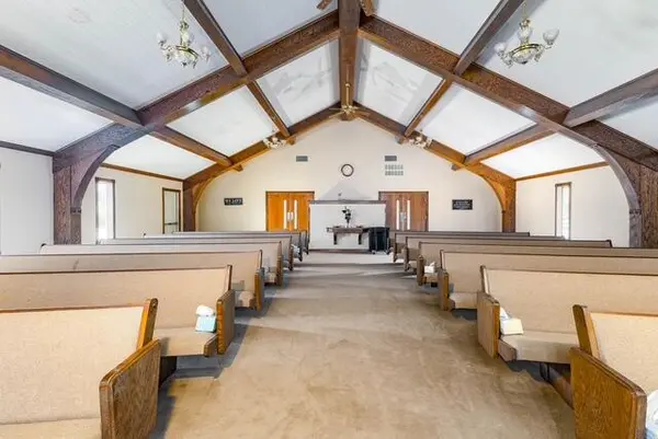 911 Main ST, Mindenmines, MO 64769