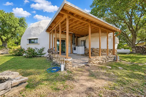 10224 Twin Lake LOOP, Dripping Springs, TX 78620