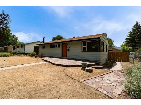 2518 Meadowlark, Colorado Springs, CO 80909