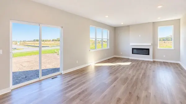 17616 Dresden PL, Lakeville, MN 55024