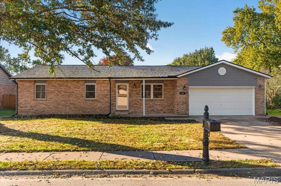 337 Amy DR, O'fallon, IL 62269
