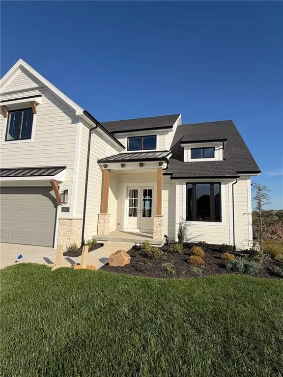 18600 Mohawk LN, Overland Park, KS 66085