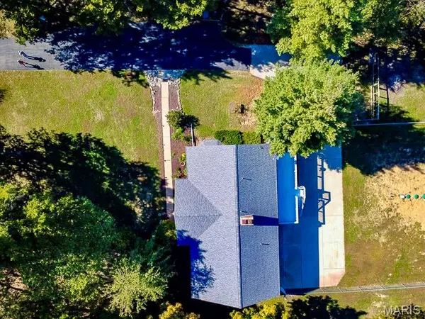 383 Big Cedar DR, Foristell, MO 63348