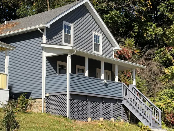 160 Smith ST, Poughkeepsie, NY 12601