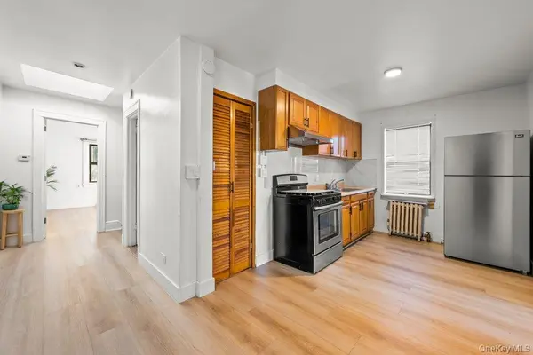 5226 73rd ST, Maspeth, NY 11378