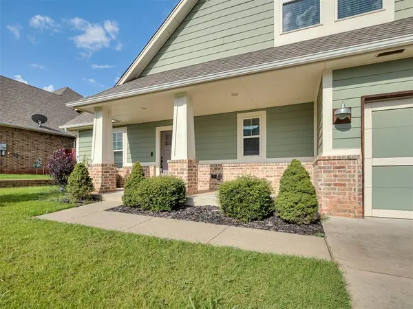 2333 Bretton LN, Edmond, OK 73012