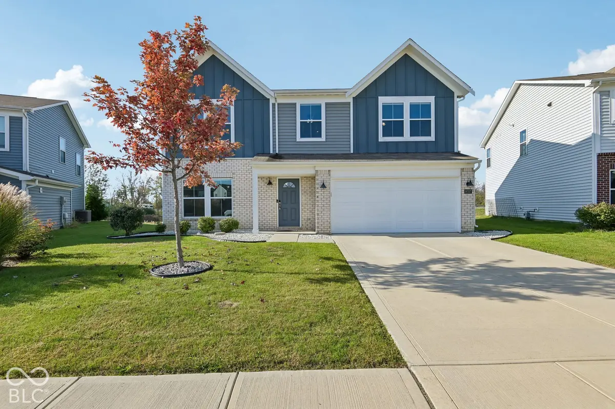 9707 Violet CIR, Indianapolis, IN 46239