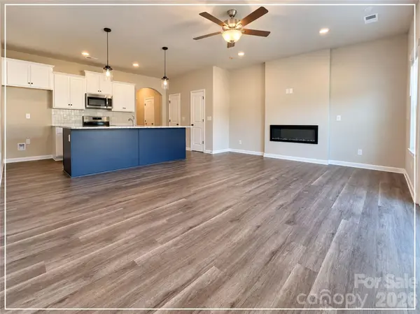 5917 Wallace AVE, Charlotte, NC 28212