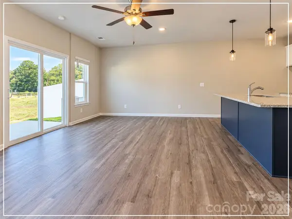 5917 Wallace AVE, Charlotte, NC 28212