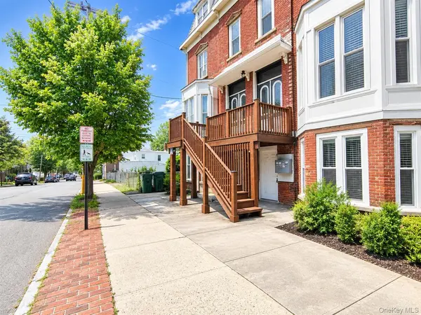 219 MILL ST #1`, Poughkeepsie, NY 12601