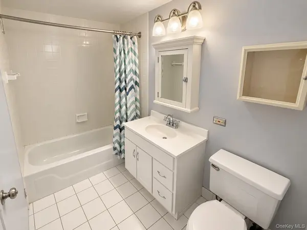 1 Landmark SQ #501, Port Chester, NY 10573