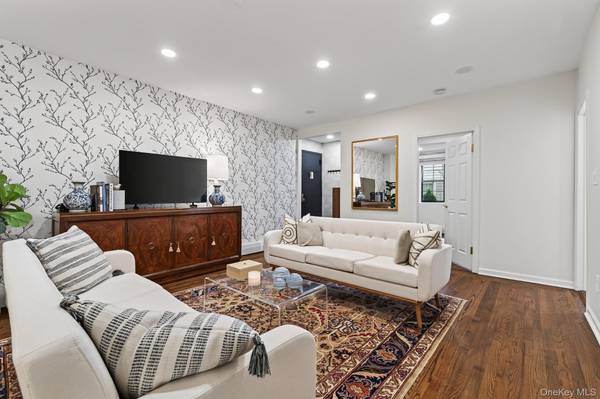 914 Wynnewood RD #LL4, Pelham, NY 10803