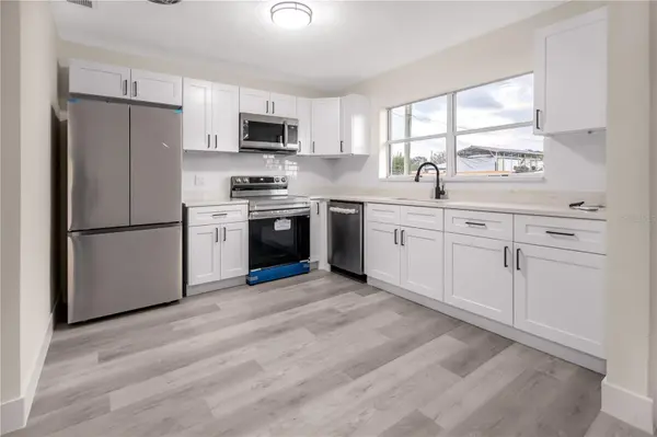 22 OCEAN ST, Merritt Island, FL 32952