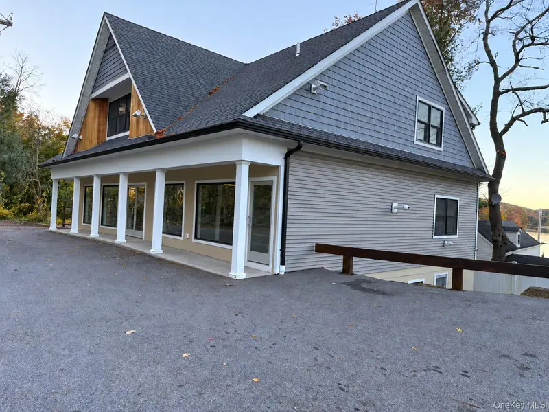 86 Towners RD #2nd Floor, Carmel, NY 10512